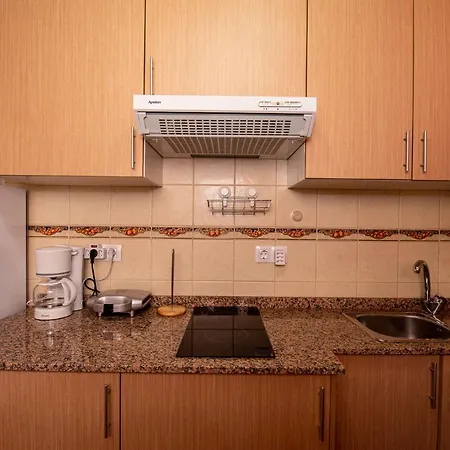 Casa Marivi بيت ضيافة 3*