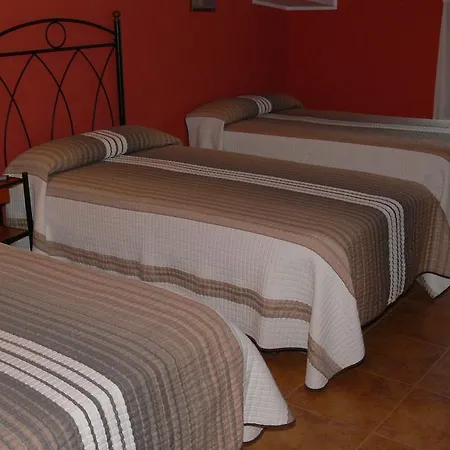 בית הארחה Casa Marivi *